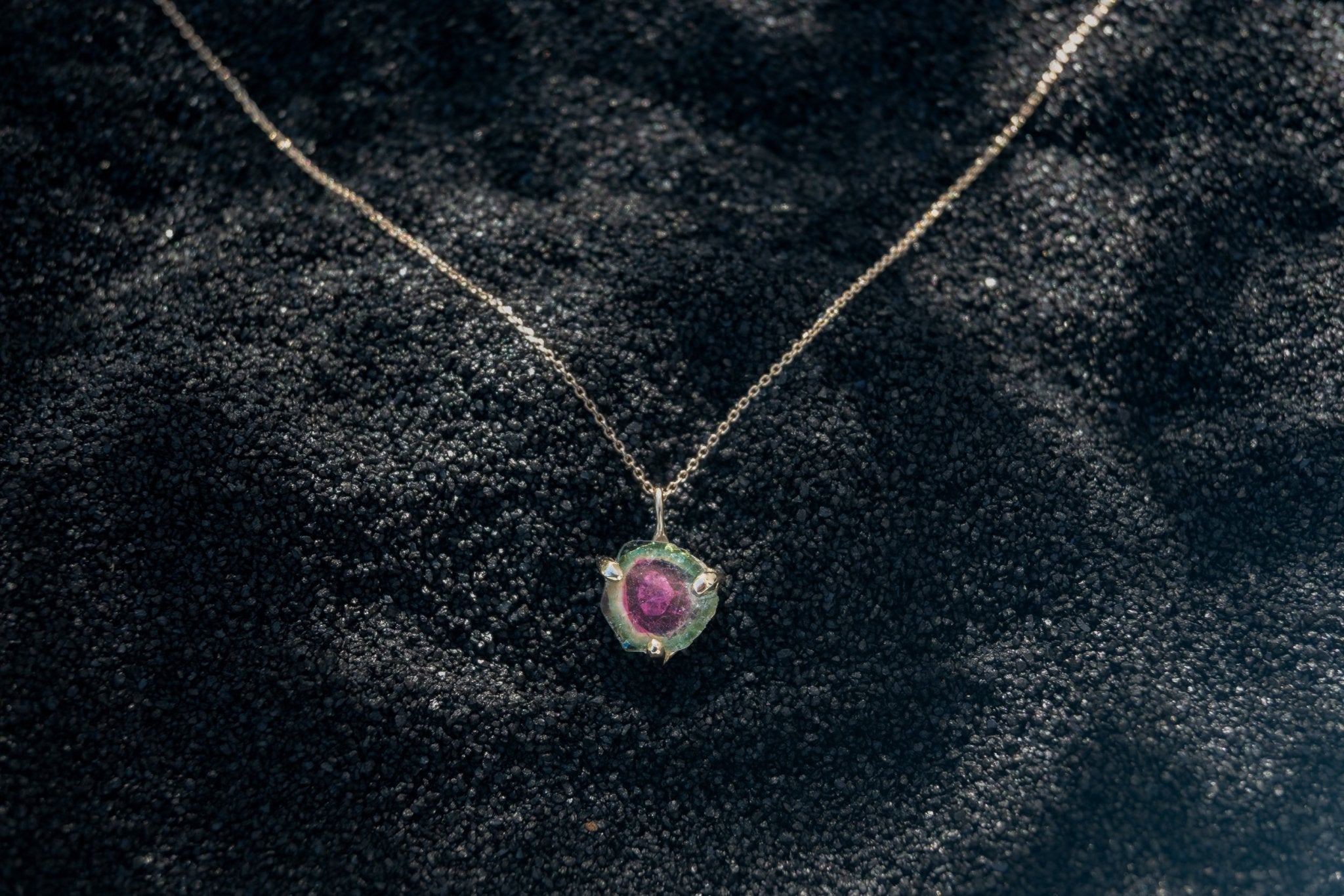 14k Watermelon Tourmaline Slice Forma Charm - Dea Dia