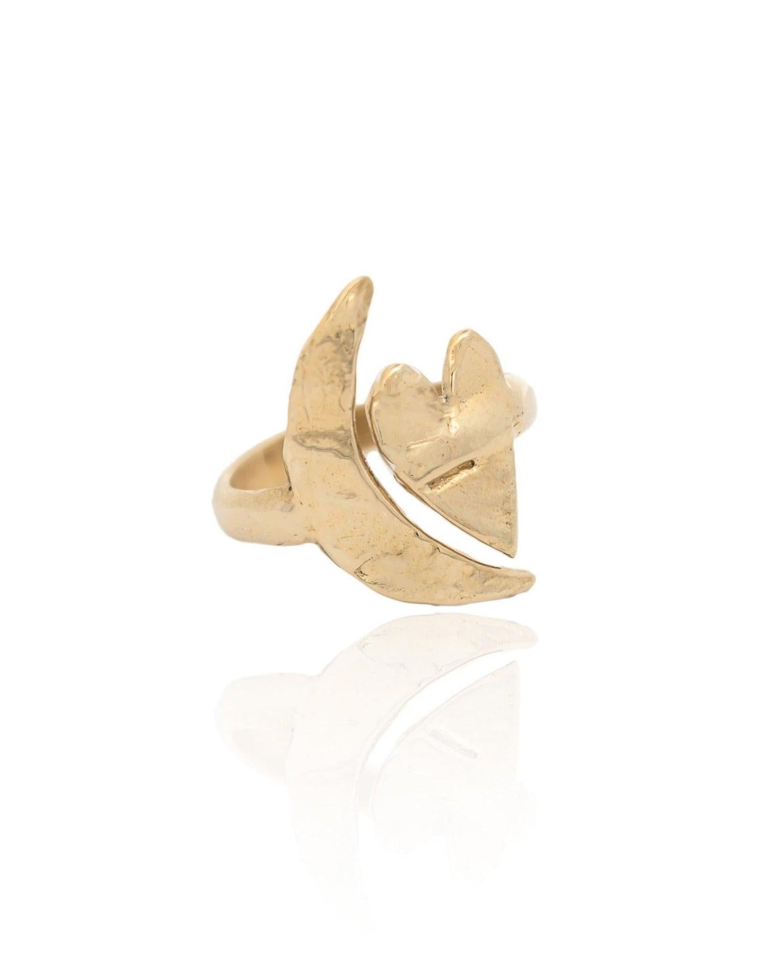 Artemis Gold Moon and Heart Ring - Dea Dia