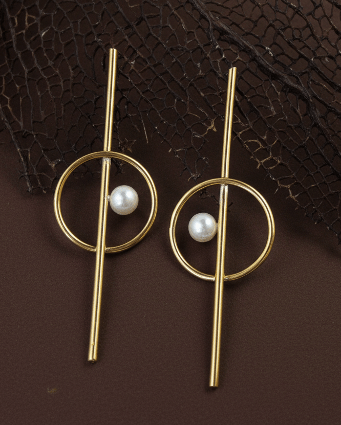 Balance Earrings - Pearl & Gold Geometric Earrings - Dea Dia
