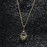 Chartreuse Green Australian Sapphire Forma Charm - Dea Dia