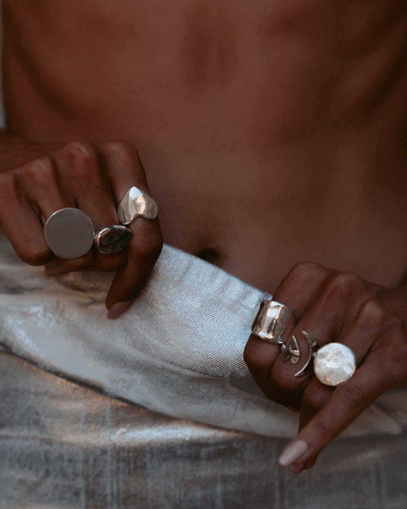 Eros Silver Heart Signet Ring - Dea Dia
