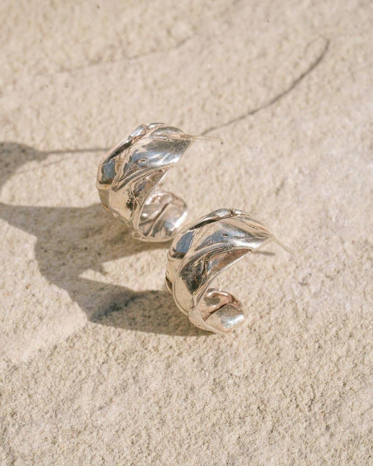 Eureka Chunky Silver Hoop Earrings - Dea Dia