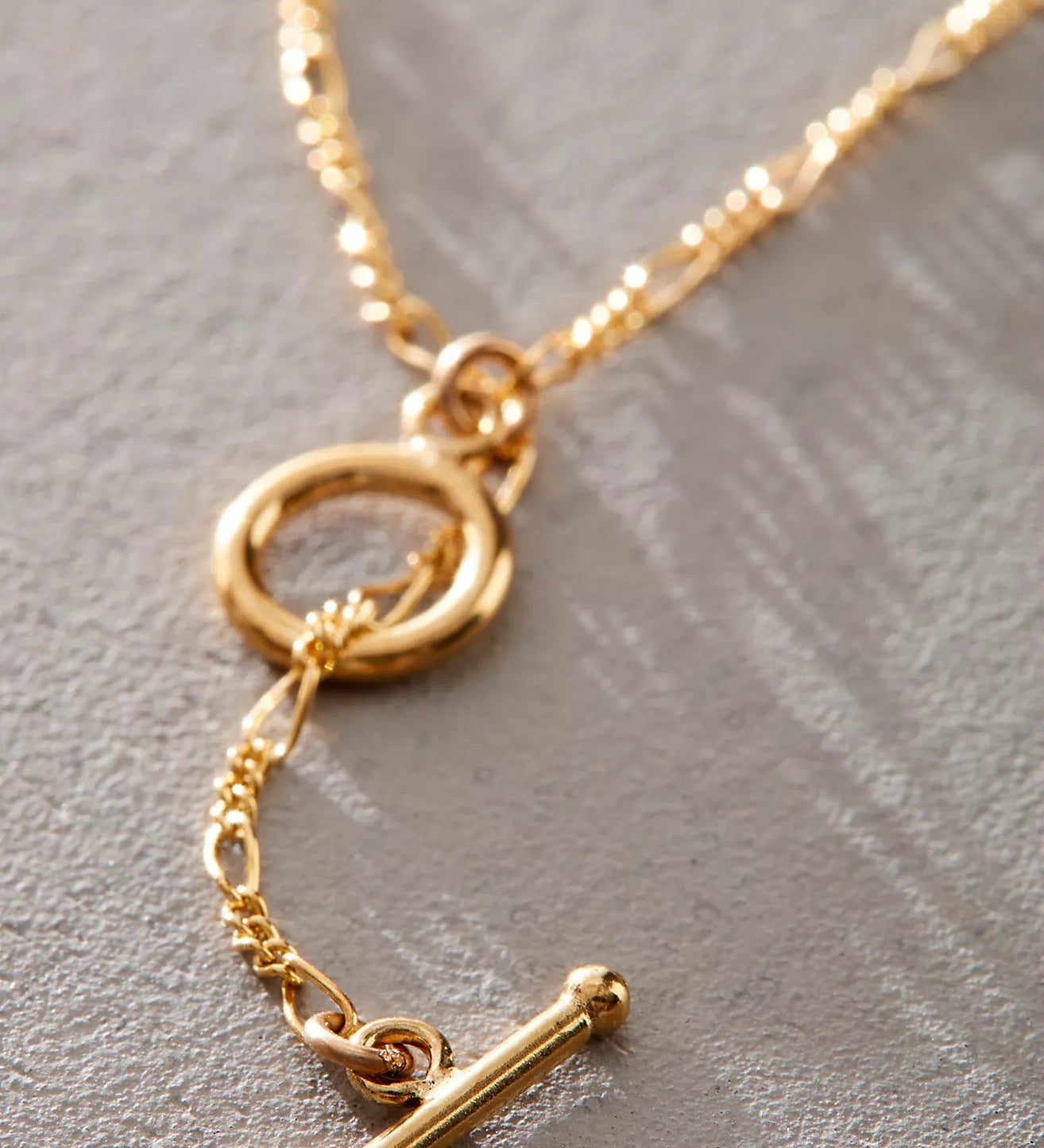 Figaro Chain Toggle Clasp Necklace - Dea Dia