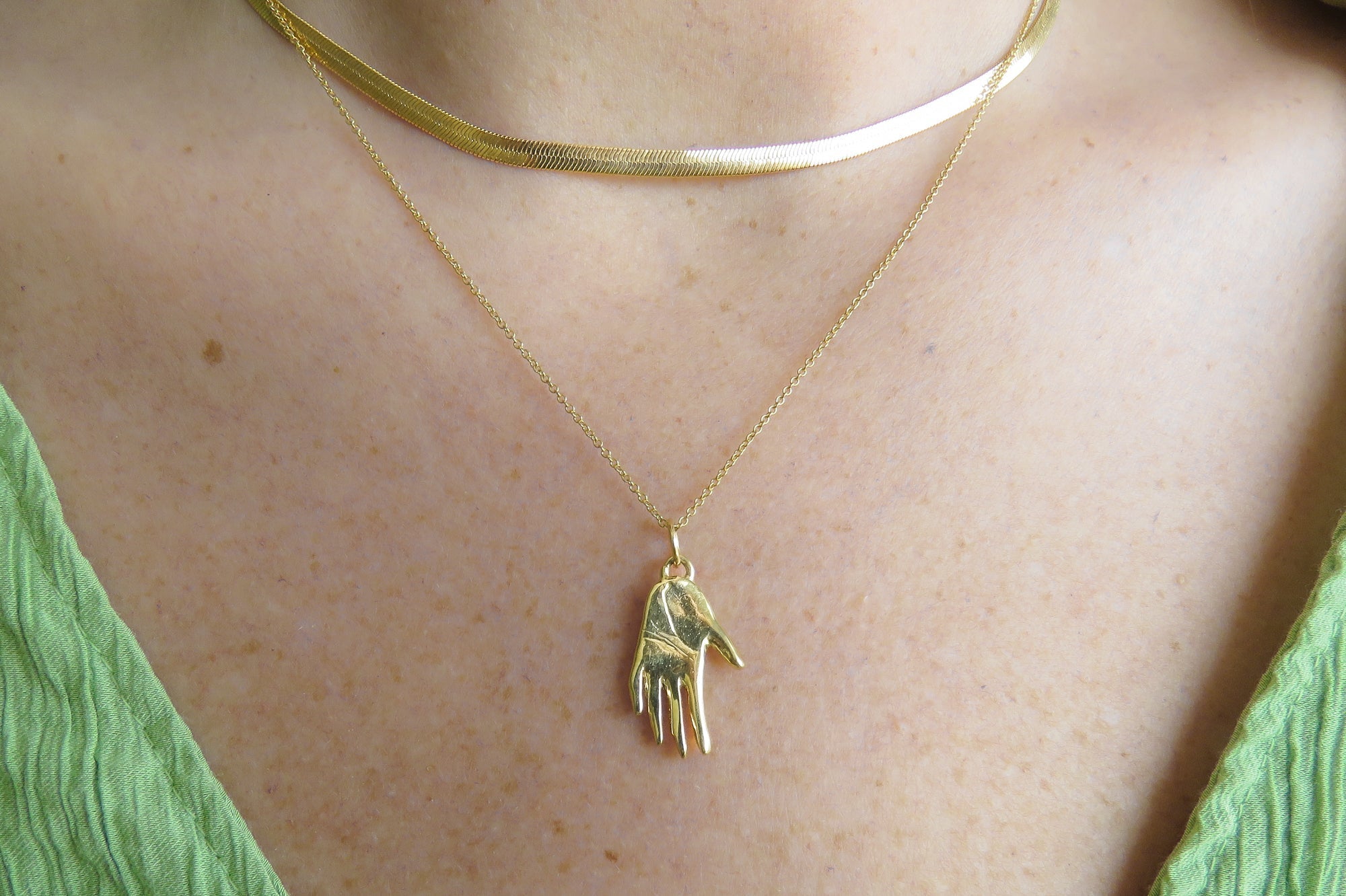 Gold Hand Talisman Necklace - Gold Plated - Dea Dia