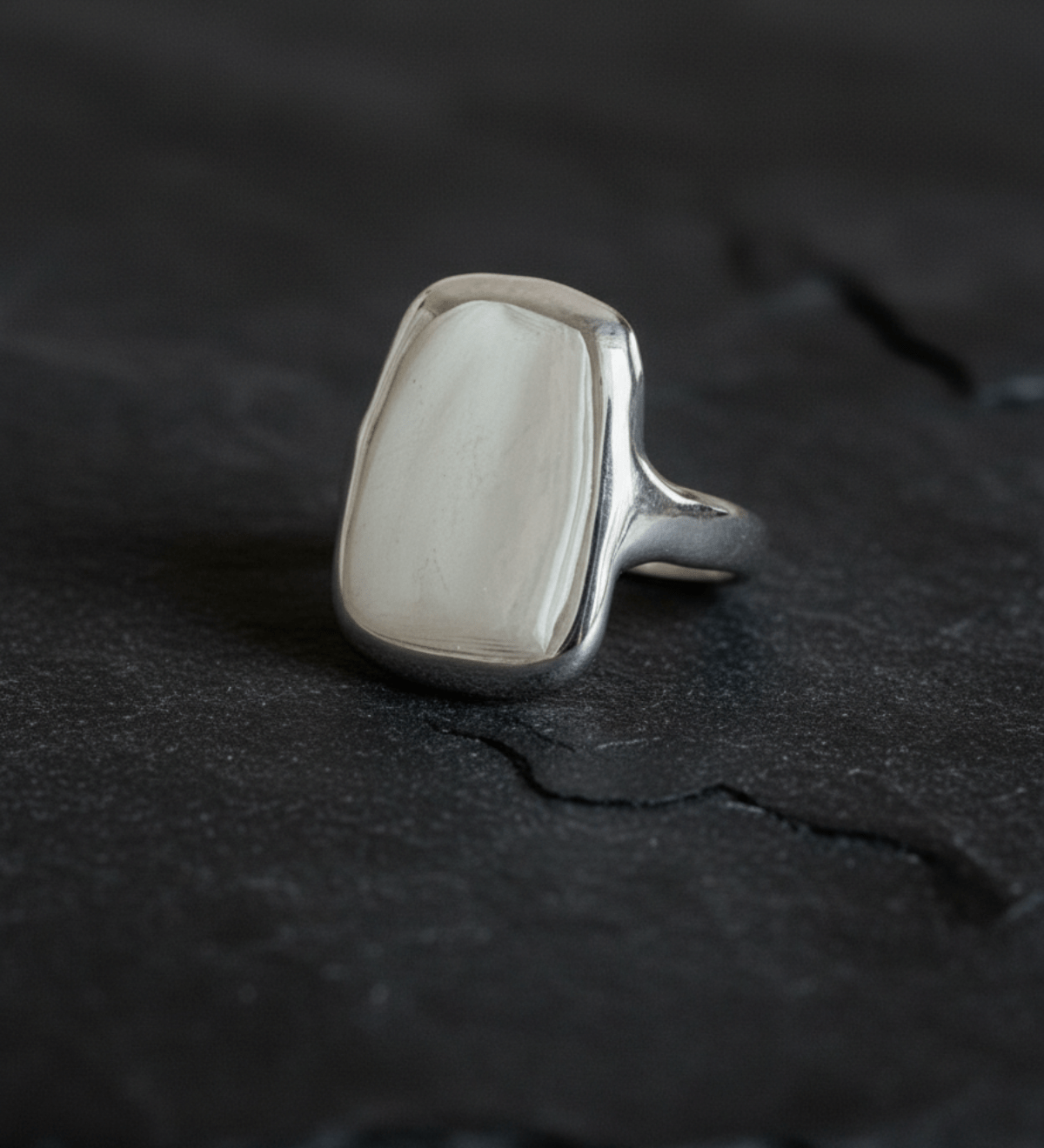 Ingot Ring - Dea Dia