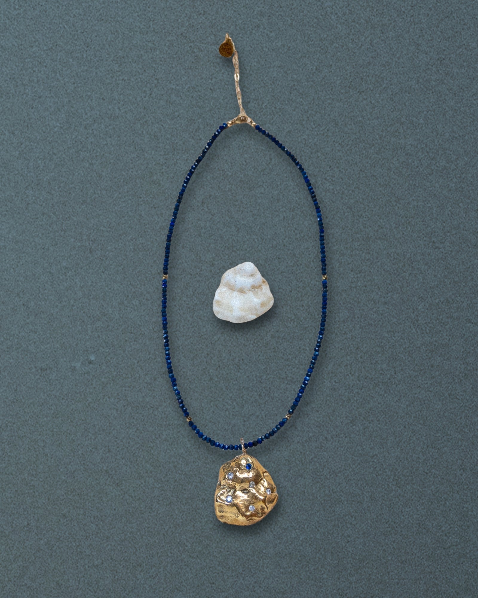 Lapis Mollusk Shell Necklace - Dea Dia