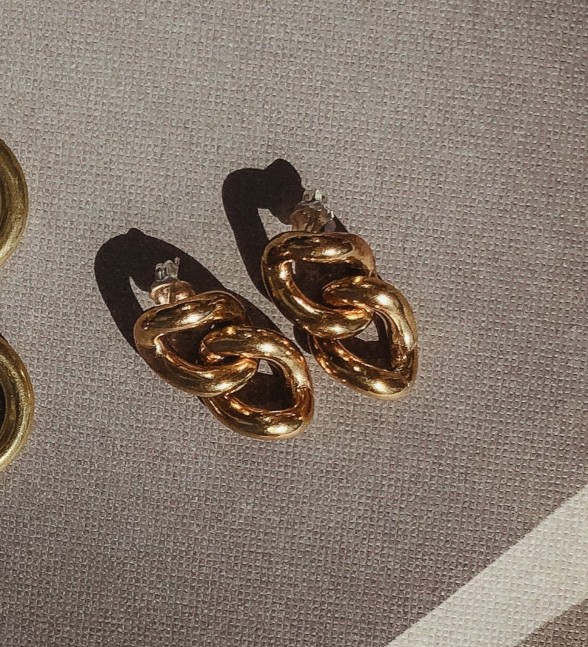 Link Studs - Chunky Chain Stud Earrings - Dea Dia