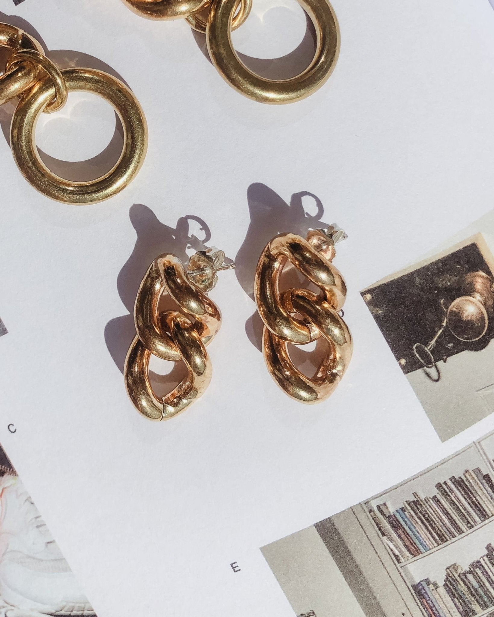 Link Studs - Chunky Chain Stud Earrings - Dea Dia