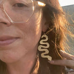 Mismatched Gold Snake Earrings with Hammer Texture - Dea Dia