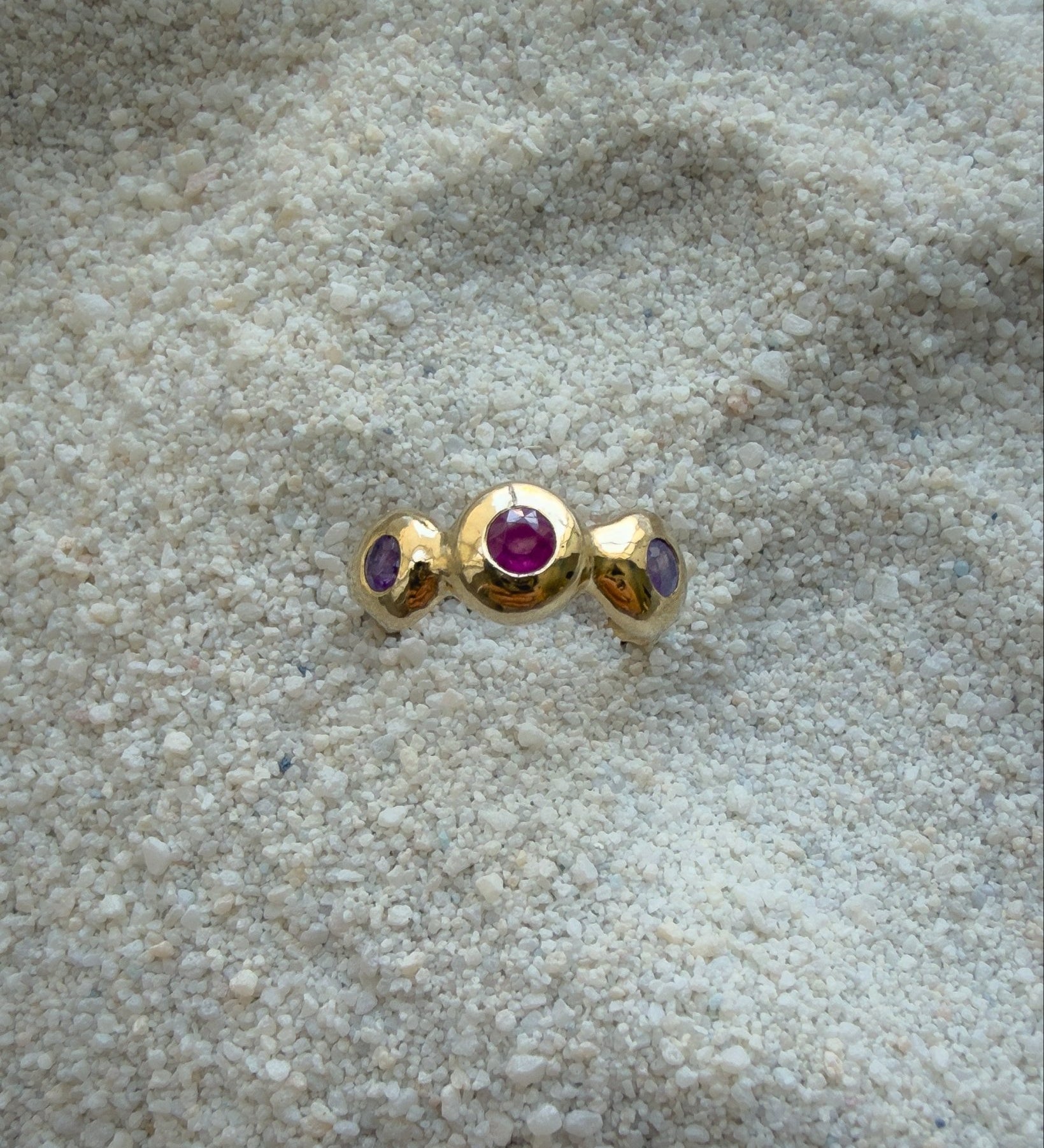 Pebble Ring, Ruby & Purple Sapphire in Solid 14k Gold - Dea Dia