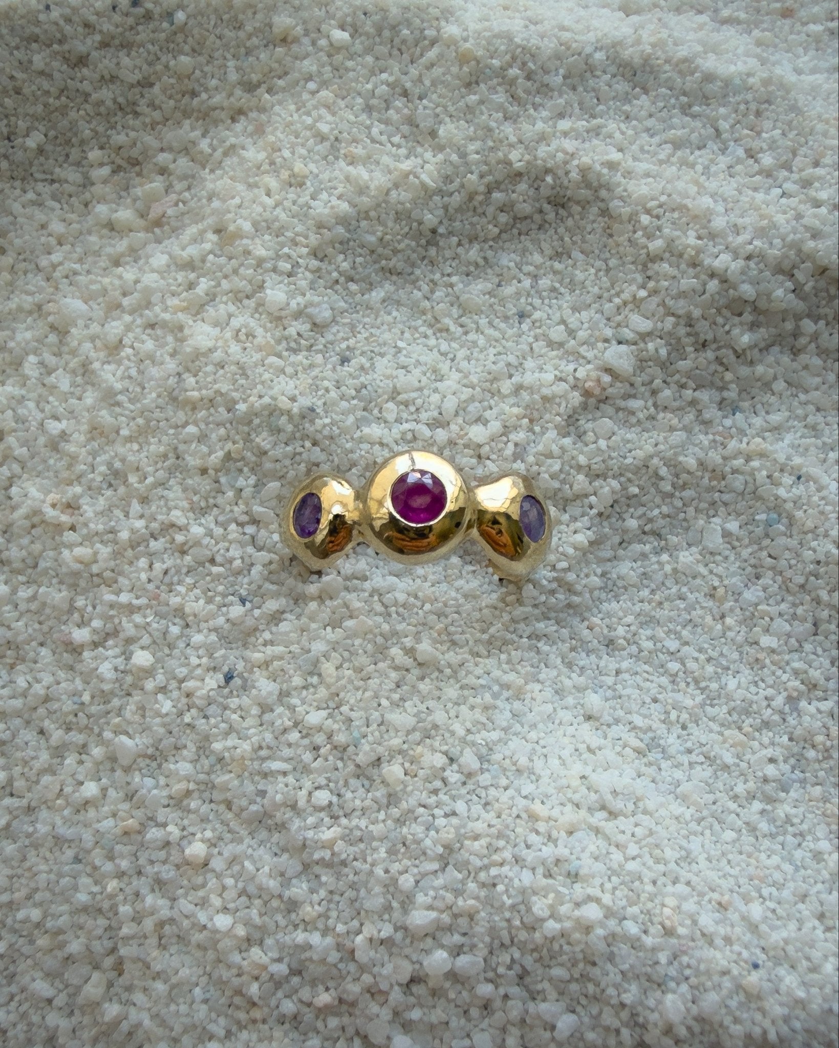 Pebble Ring, Ruby & Purple Sapphire in Solid 14k Gold - Dea Dia