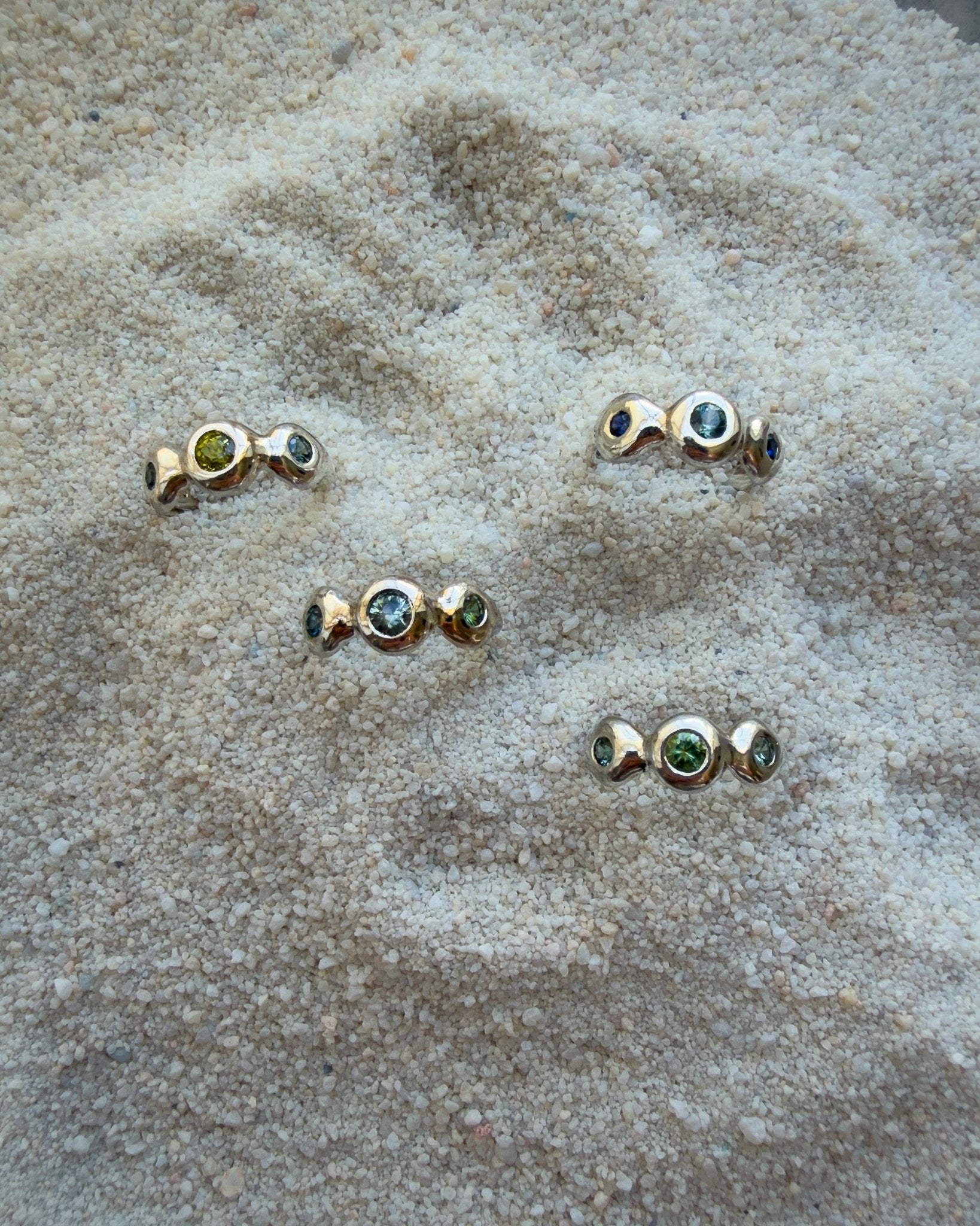 Pebble Ring, Sapphire & Mali Garnet in Recycled Silver - Dea Dia