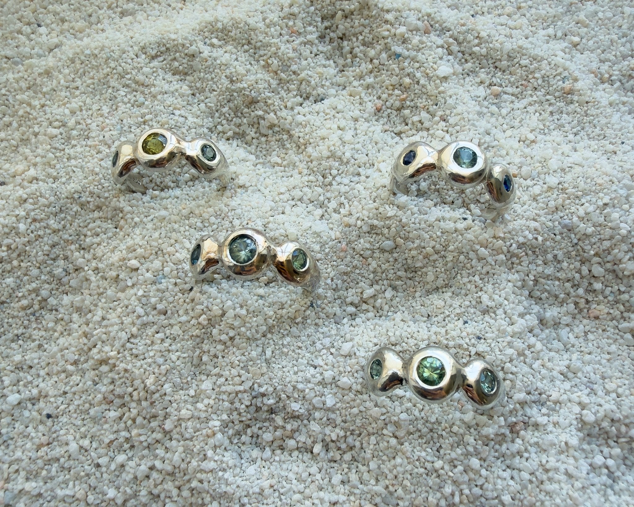 Pebble Ring, Sapphire & Mali Garnet in Recycled Silver - Dea Dia