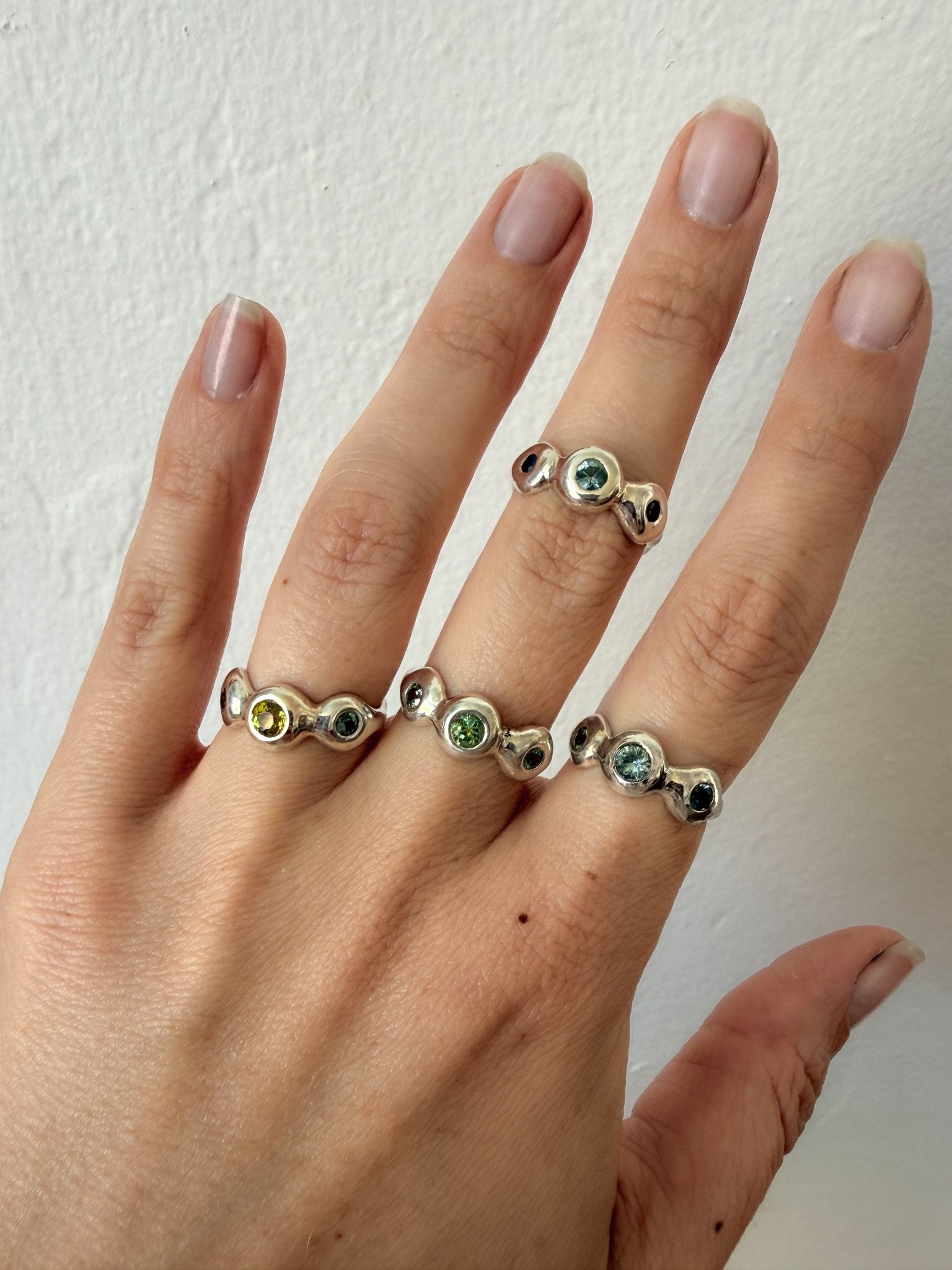 Pebble Ring, Sapphire & Mali Garnet in Recycled Silver - Dea Dia