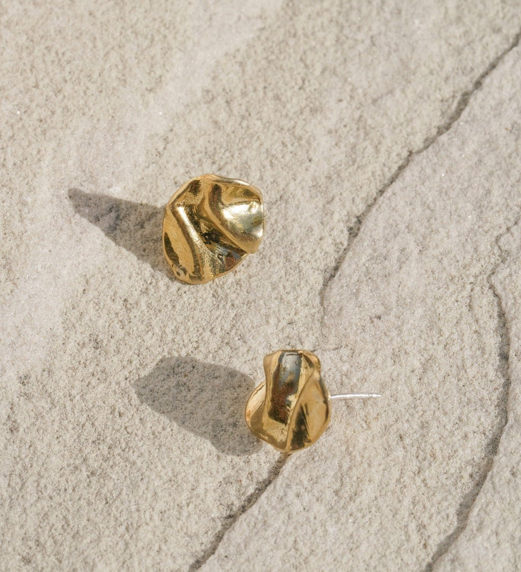 Perdido Folded Gold Stud Earrings - Dea Dia