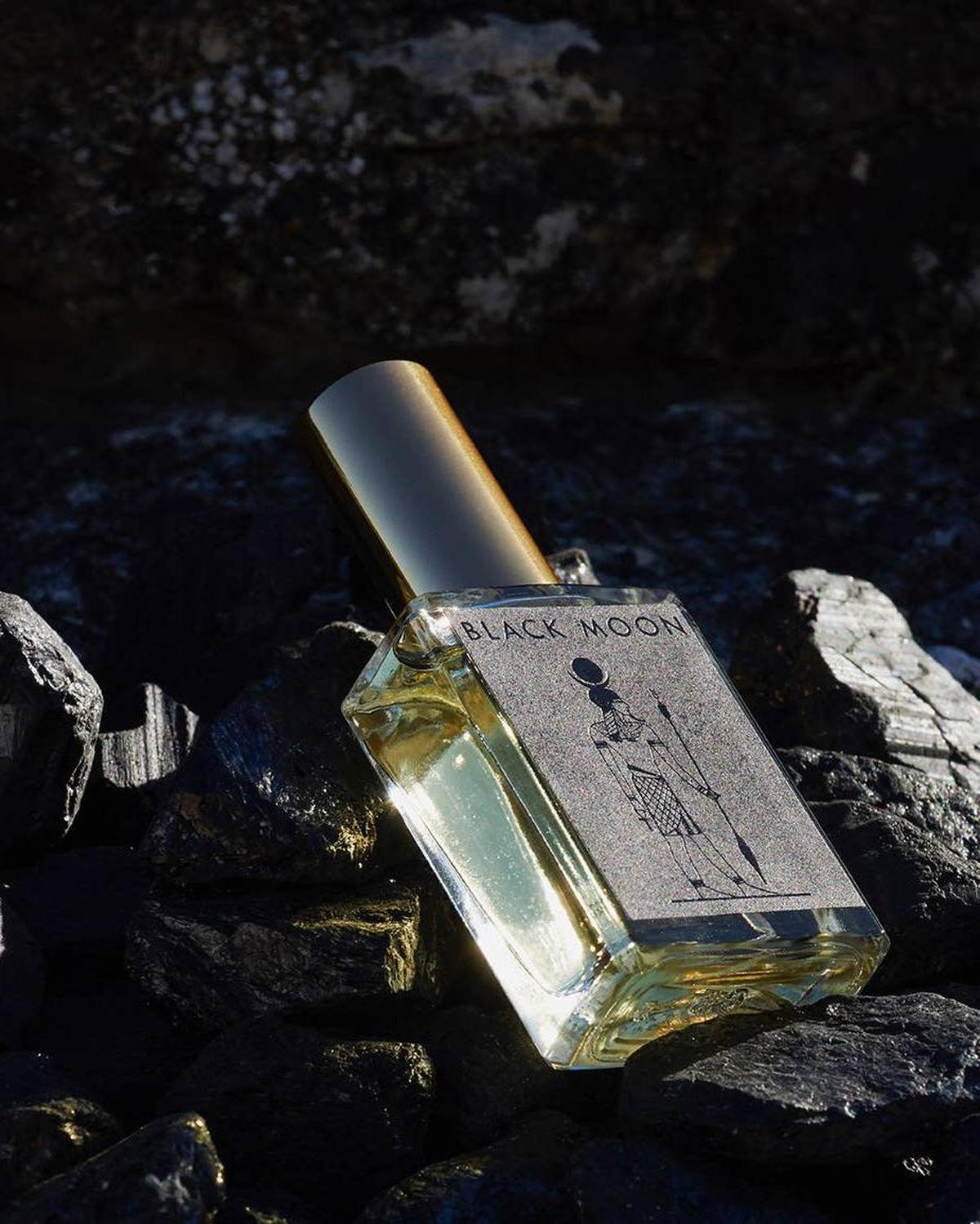 Potion Perfume Black Moon - Dea Dia