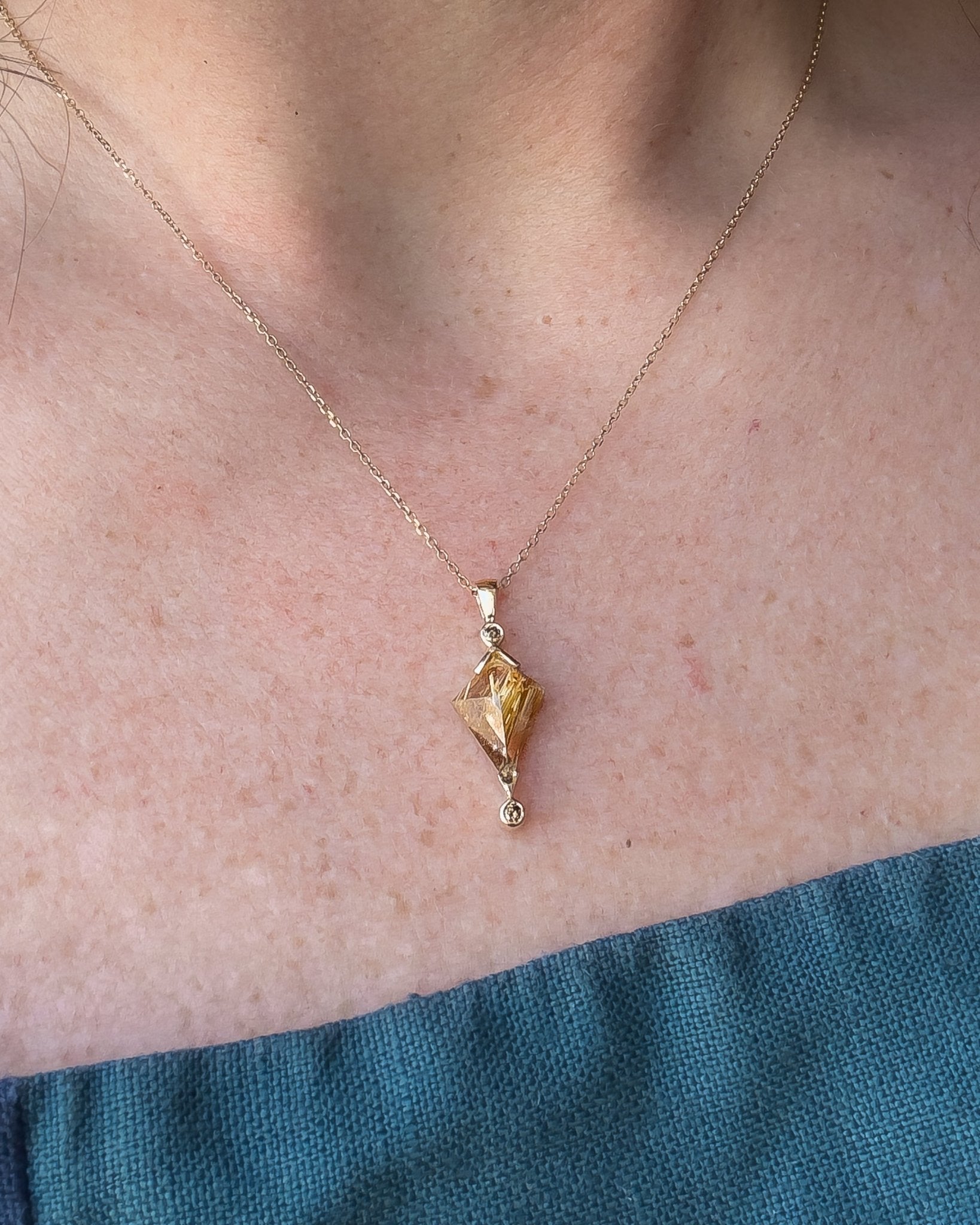 Rutilated Quartz Kite Charm, Champagne Diamond in Solid 14k Gold - Dea Dia