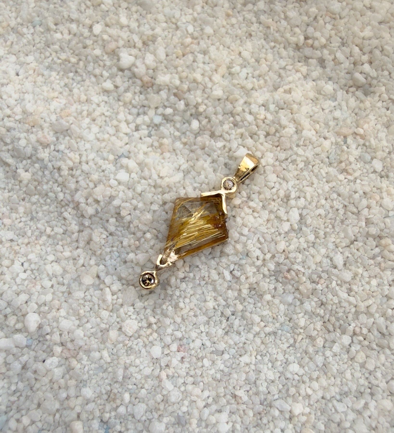 Rutilated Quartz Kite Charm, Champagne Diamond in Solid 14k Gold - Dea Dia