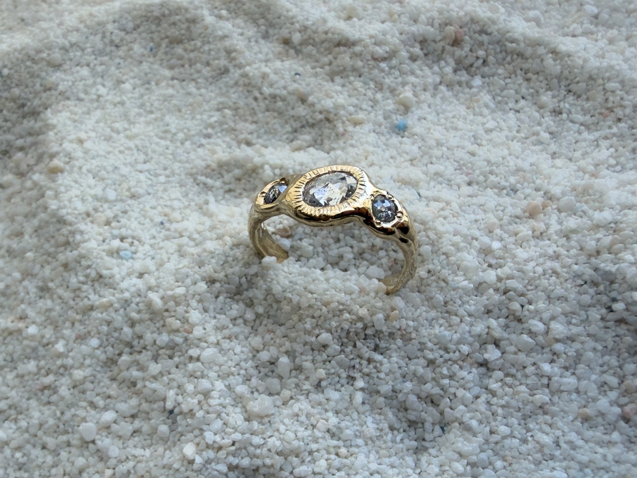 Salt & Pepper Diamond Three Stone Engagement Ring in Solid 14k Gold - Dea Dia
