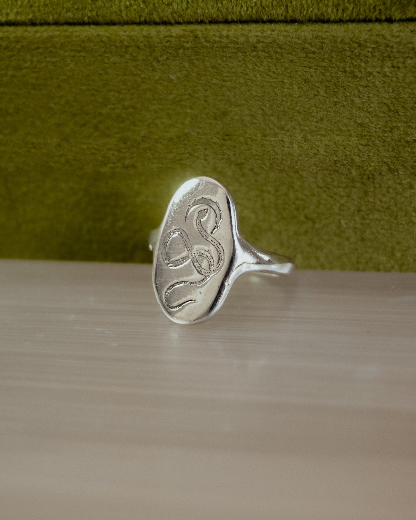 Serpent Rising Ring - Dea Dia