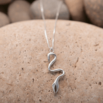Serpentina Charm Necklace - Dea Dia