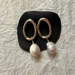 Silver Organic Open Circle Pearl Stud Earrings - Dea Dia