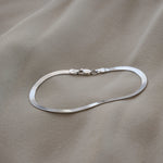 Slinky Silver Herringbone Chain Bracelet - Dea Dia