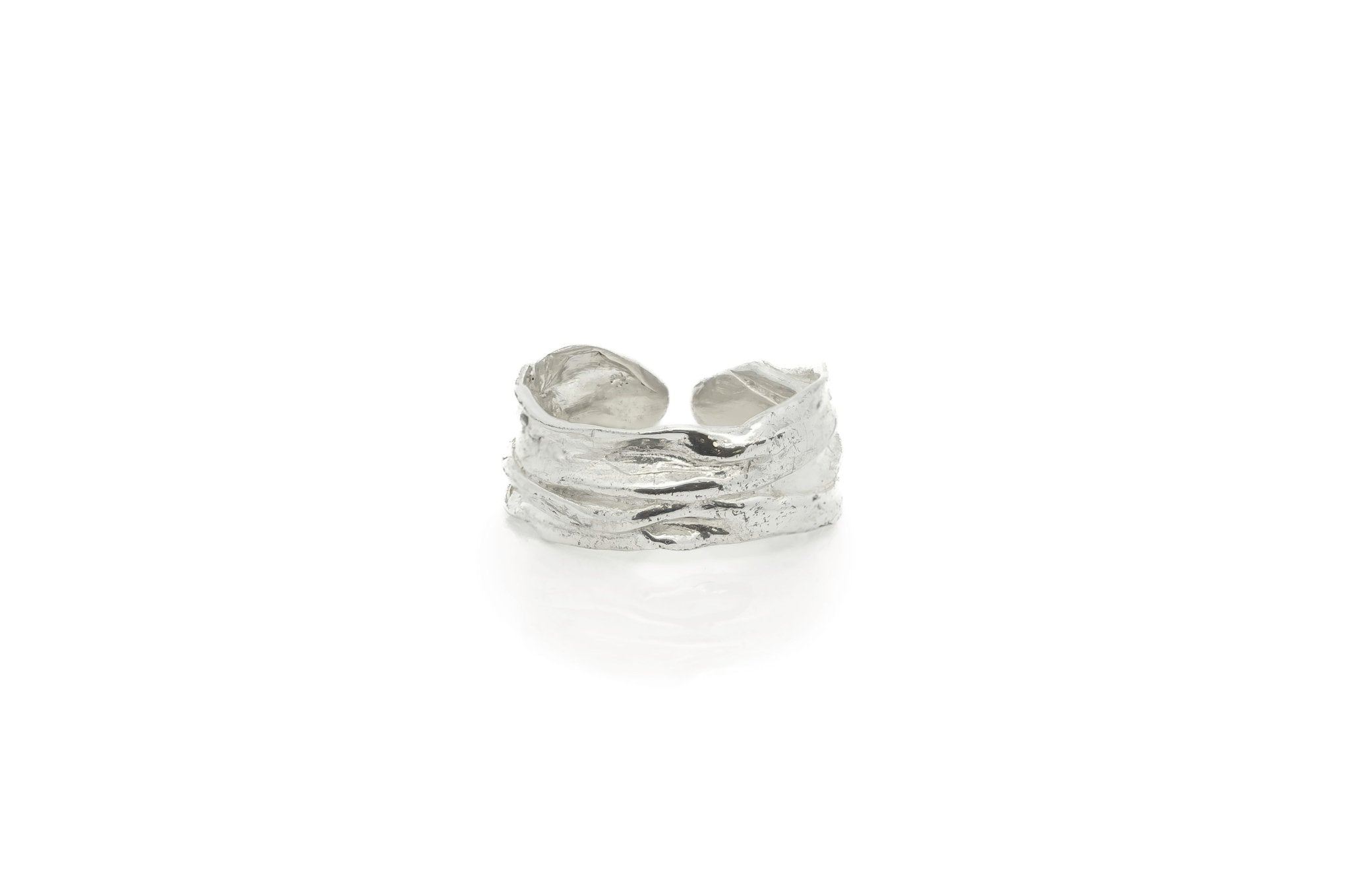 Strata Silver Band Ring - Dea Dia