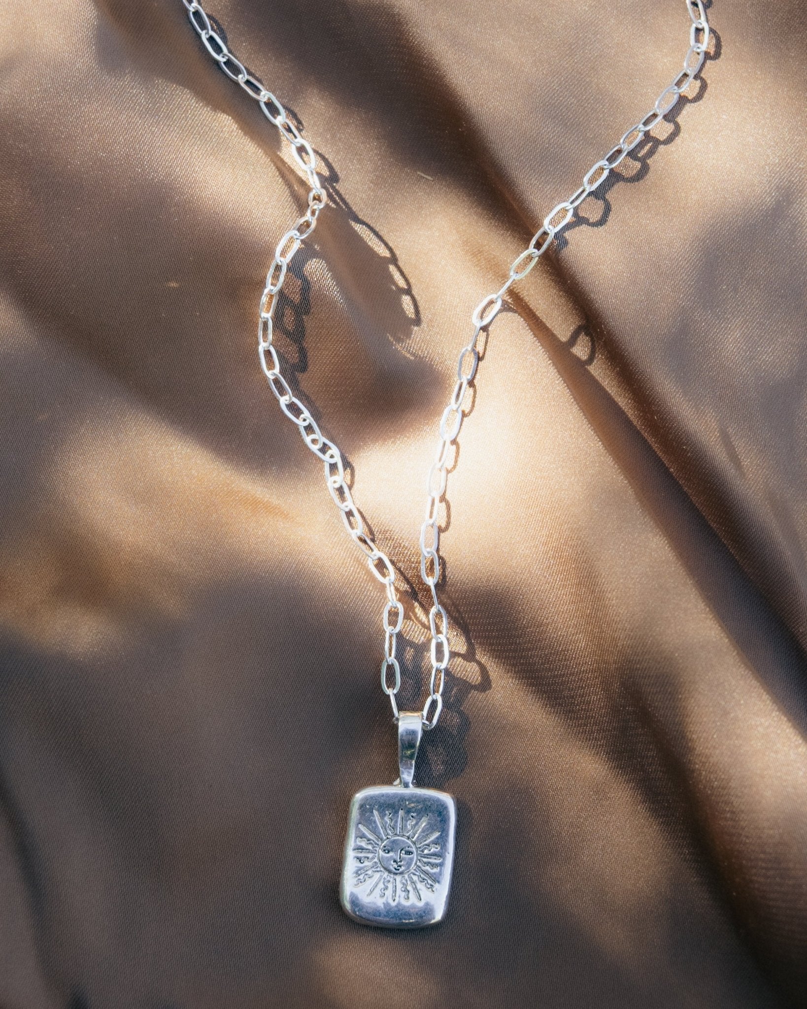 Sun Tarot Card Pendant Necklace - Dea Dia