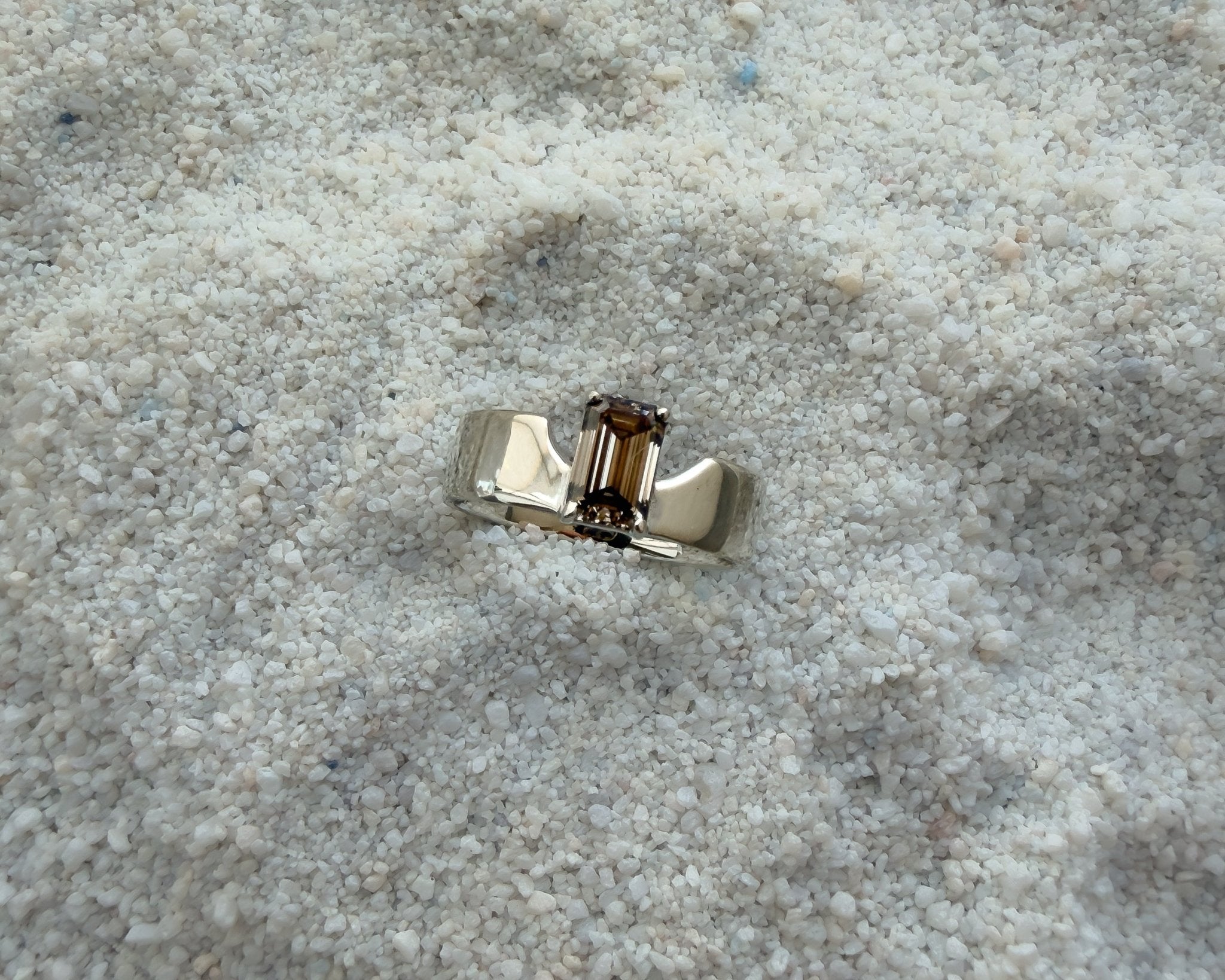 Swoopy Cigar Band, Lab Grown Champagne Diamond in Solid 14k White Gold - Dea Dia