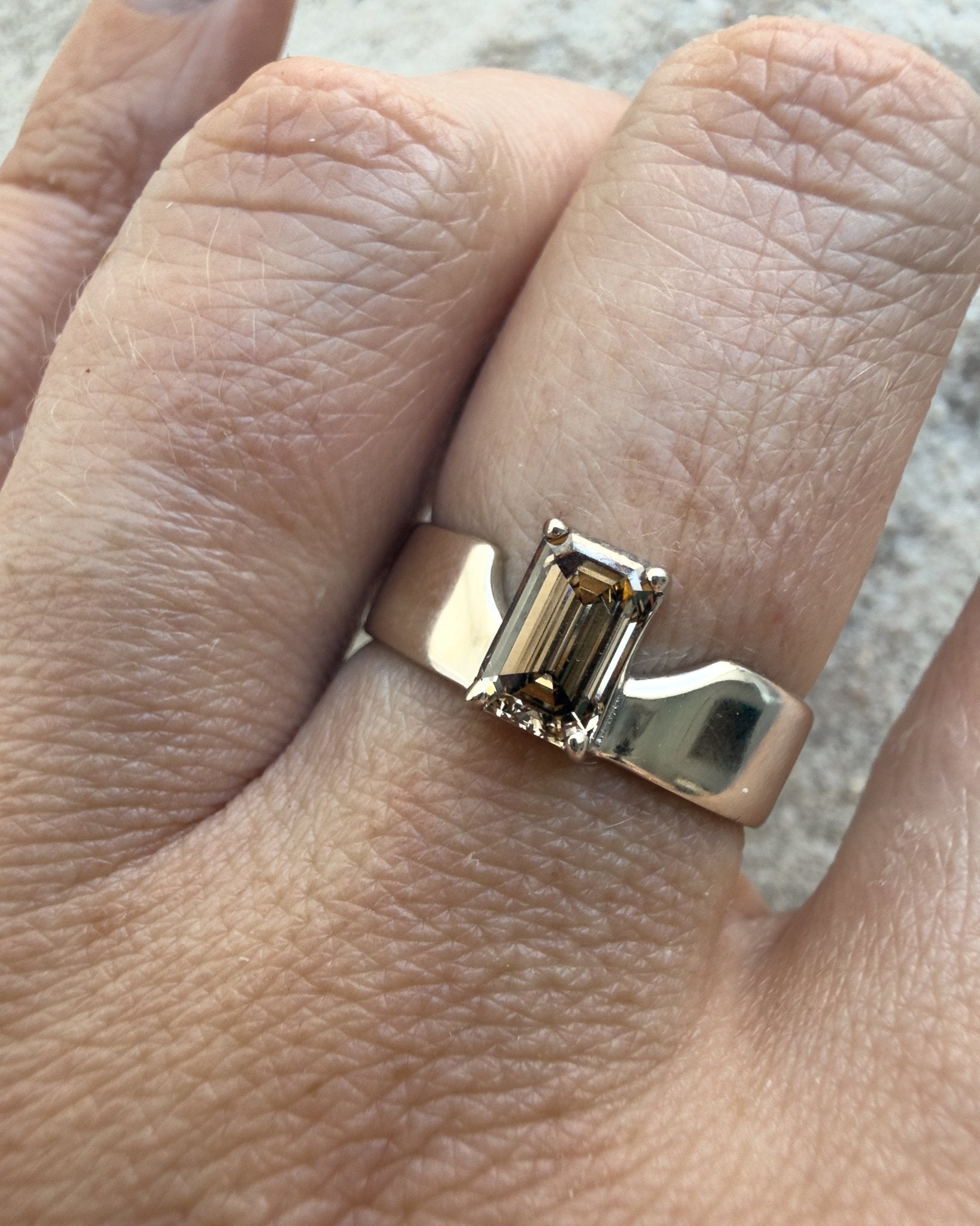 Swoopy Cigar Band, Lab Grown Champagne Diamond in Solid 14k White Gold - Dea Dia