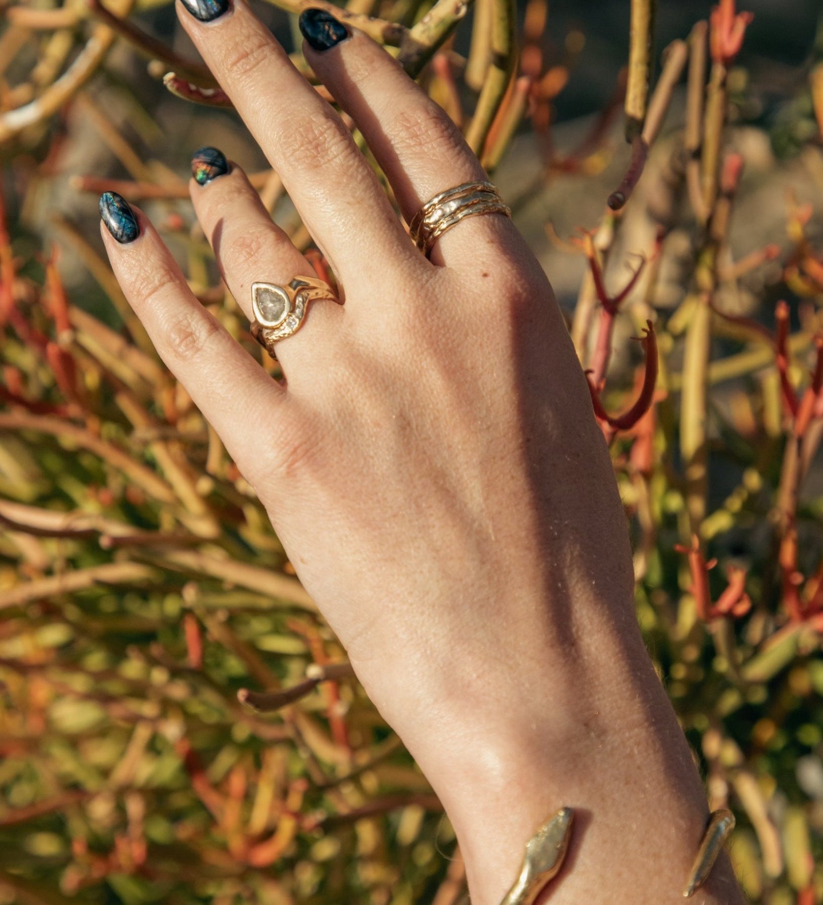 Terrain Gold Stacking Ring 02 Medium - Dea Dia