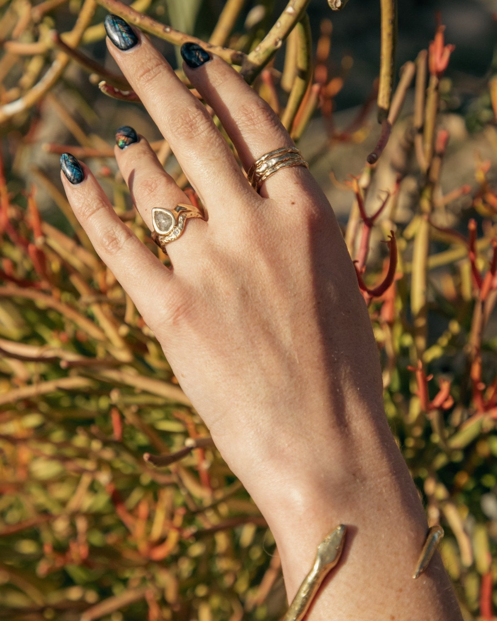 Terrain Gold Stacking Ring 02 Medium - Dea Dia