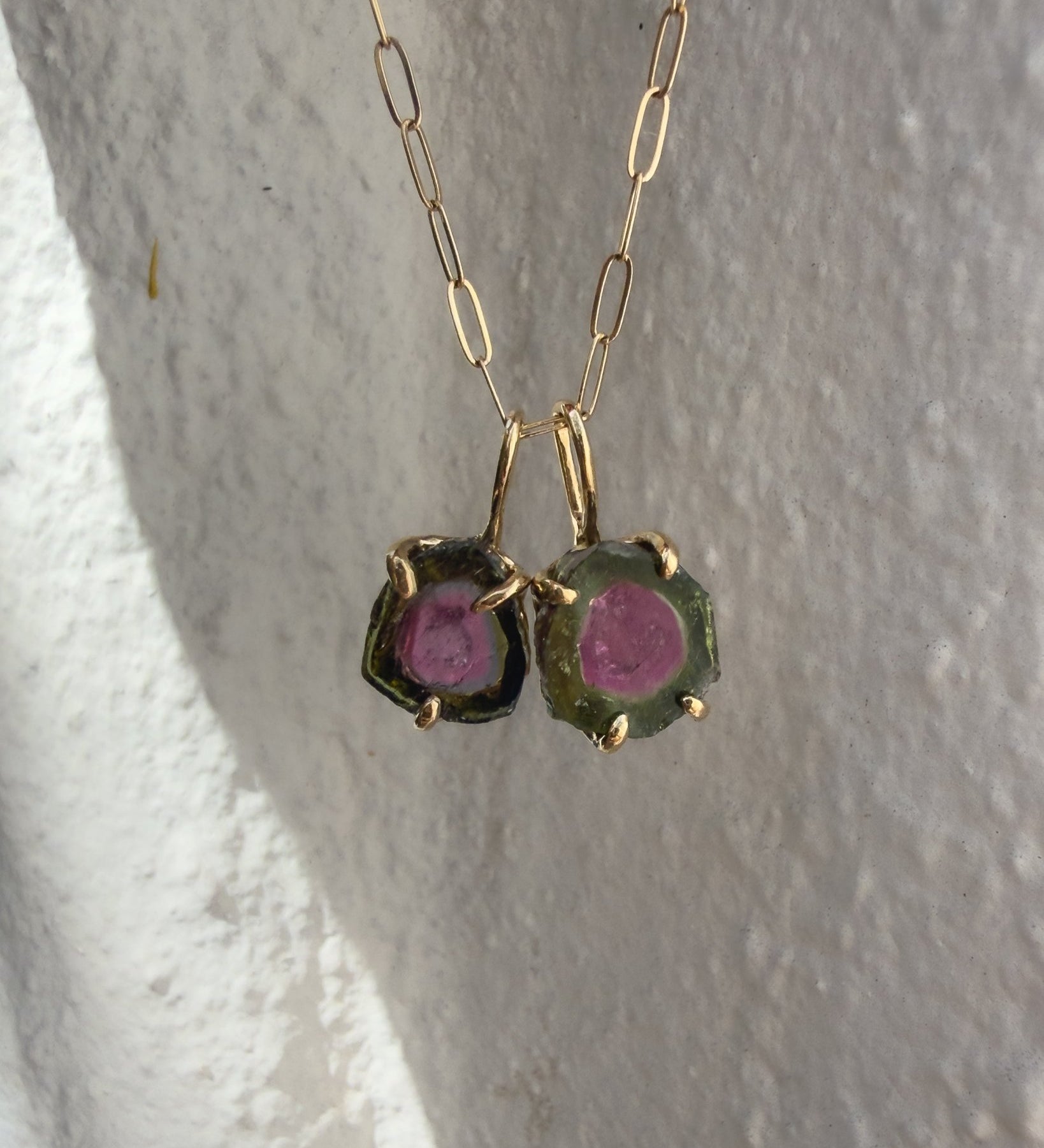 Watermelon Tourmaline Slice Forma Charm - Dea Dia
