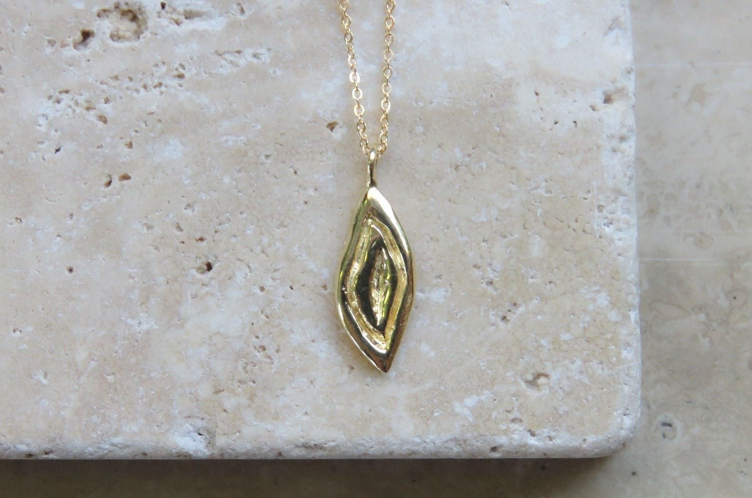 Yoni Talisman Necklace - Gold Plated - Dea Dia