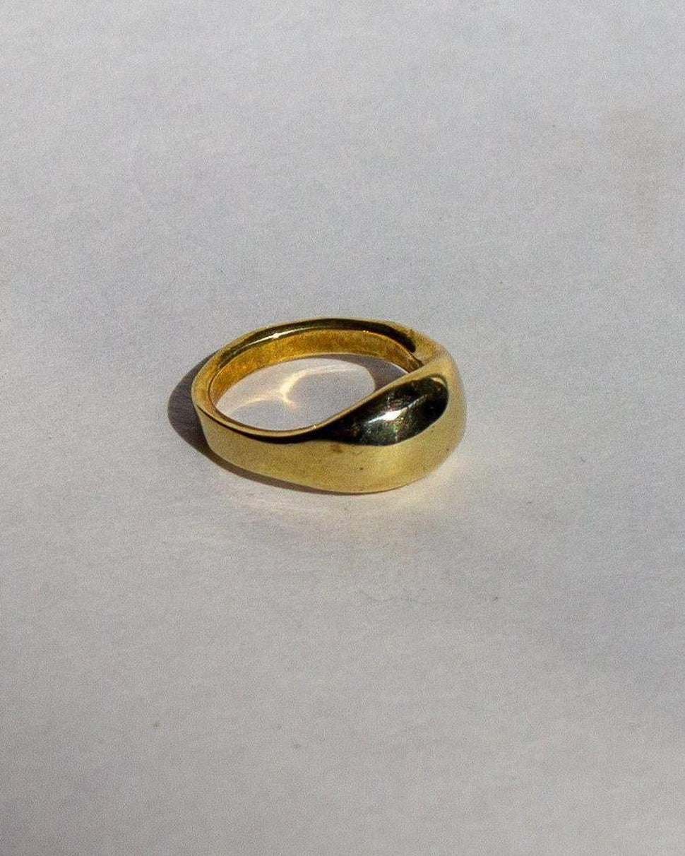 14k Gold Dome Pinky Ring - Dea Dia