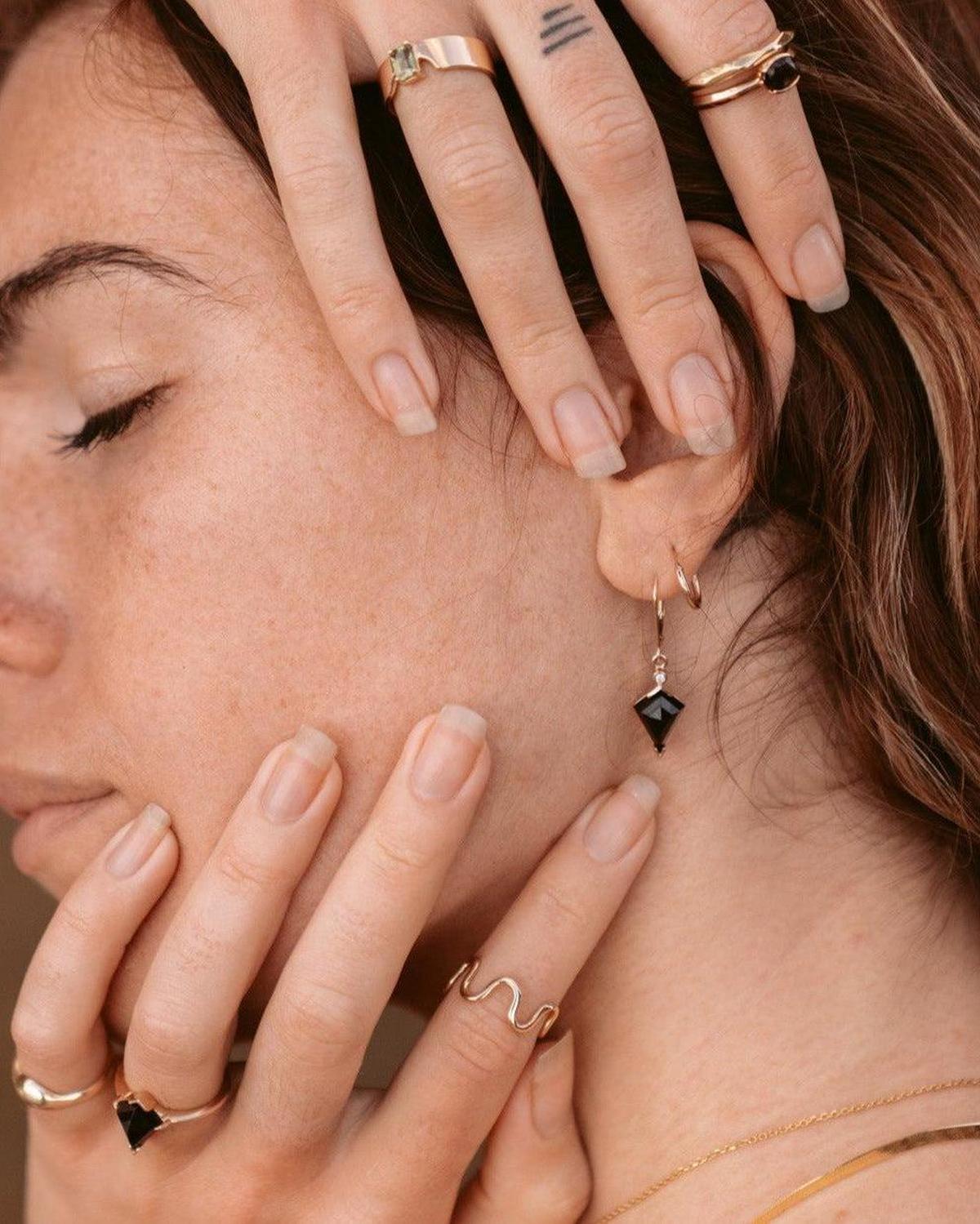 Black Spinel and Diamond Kite Drop Earrings - Dea Dia