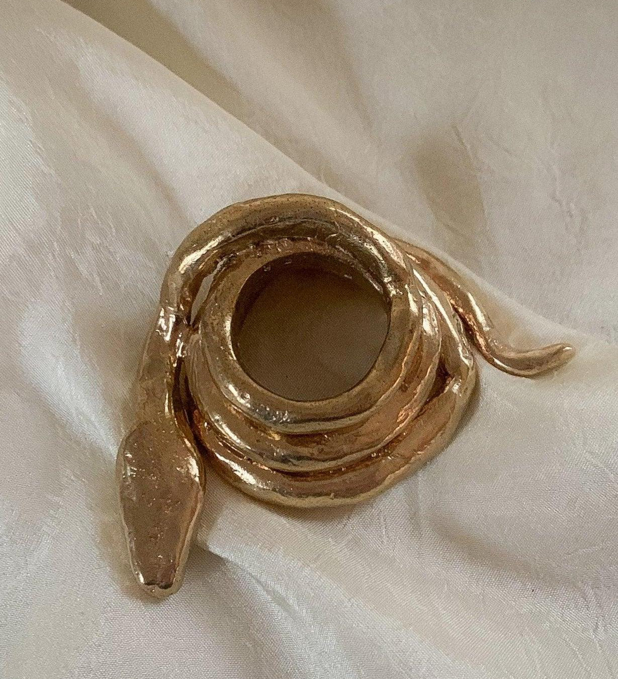 Coiled Snake Candle Holder - Dea Dia