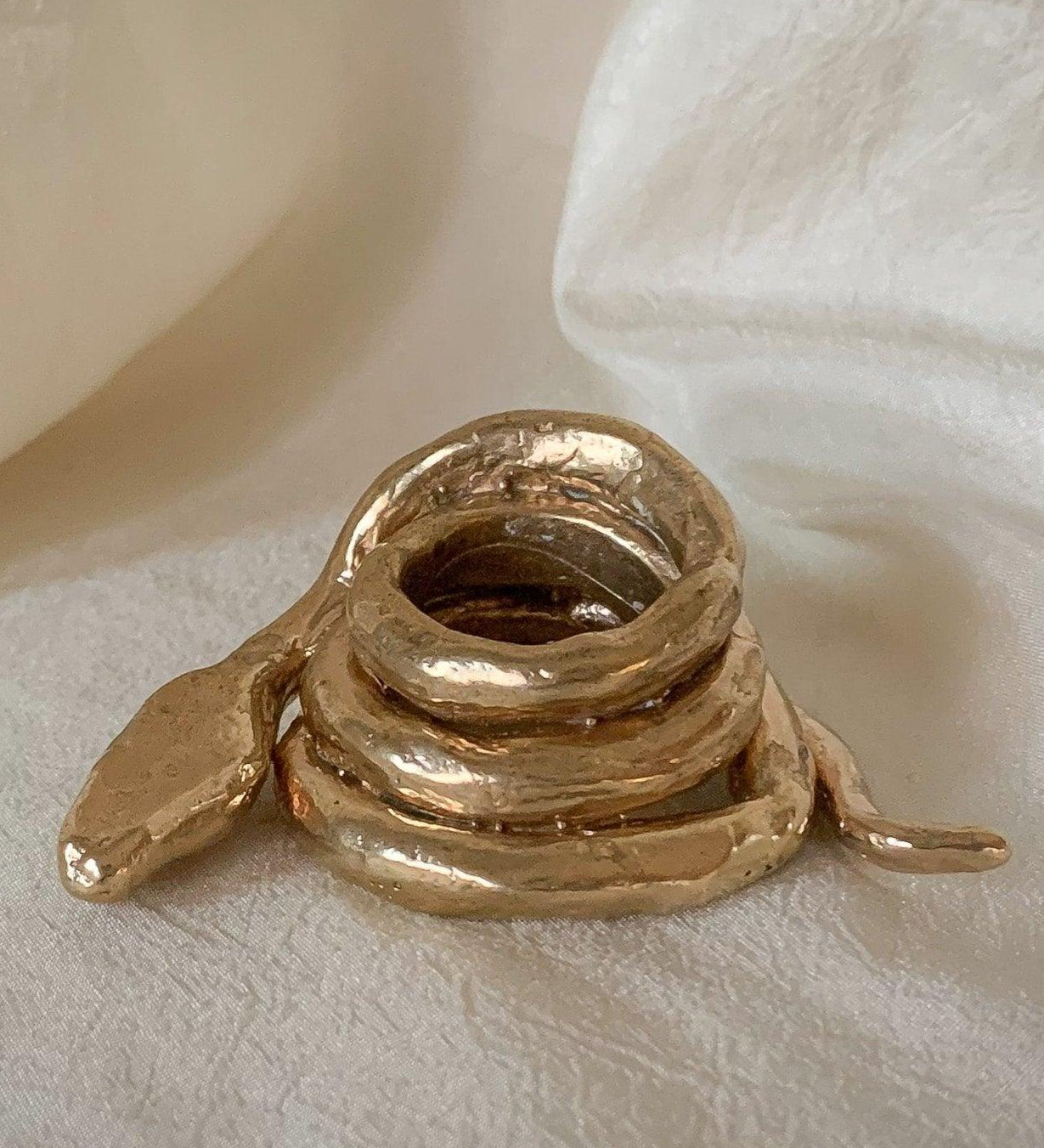 Coiled Snake Candle Holder - Dea Dia