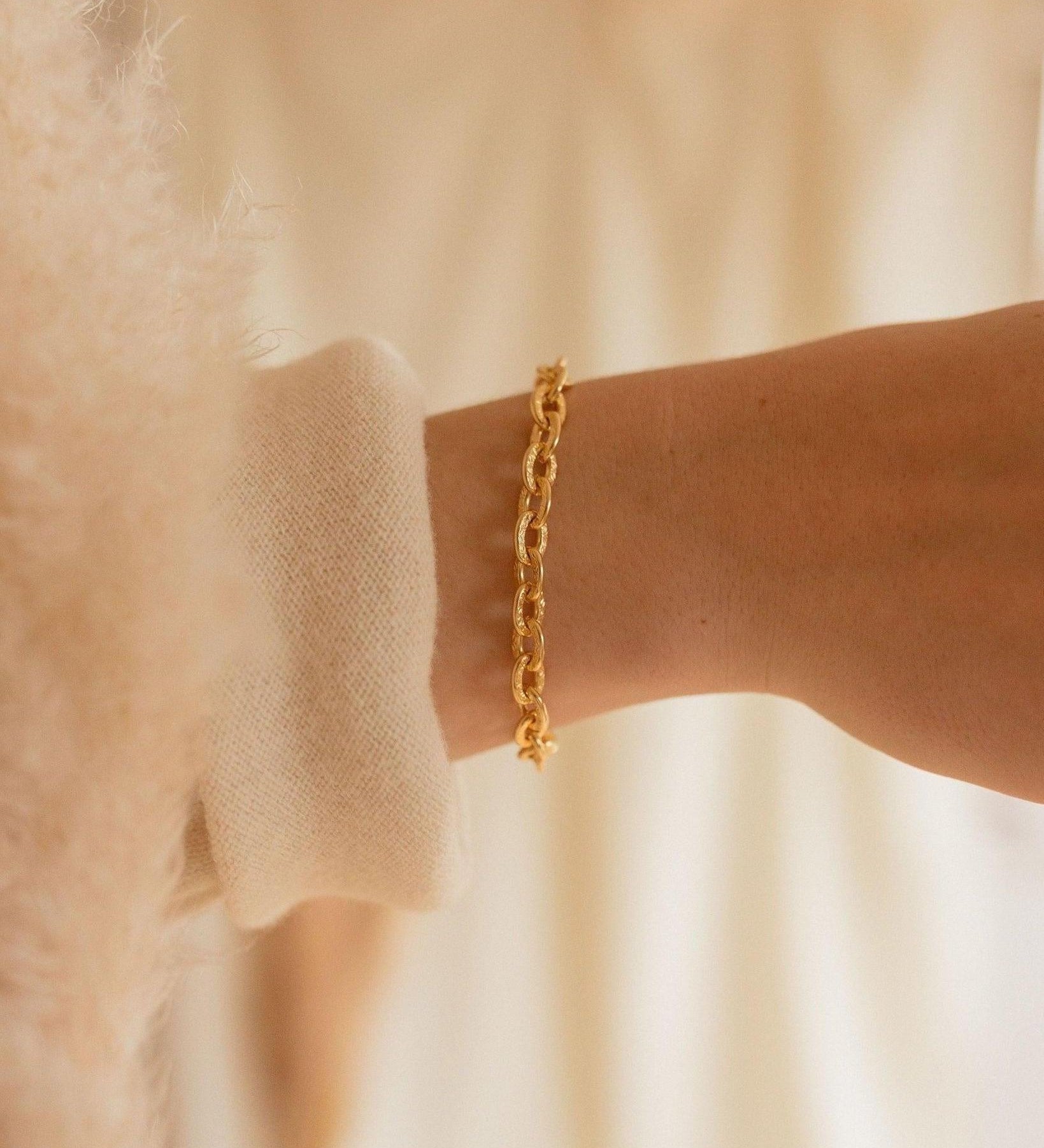 Delara Pattern Chain Bracelet - Dea Dia