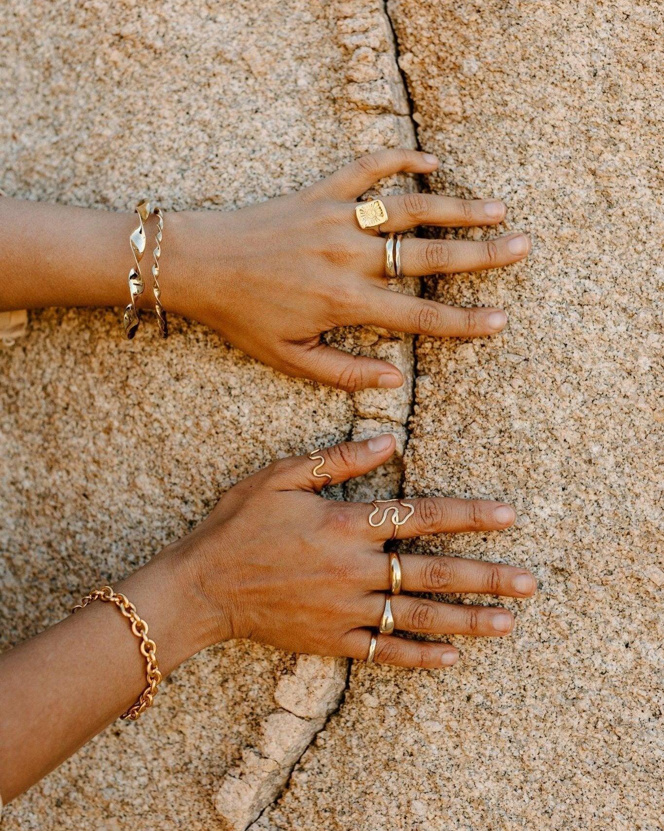 Dome Pinky Ring - Dea Dia