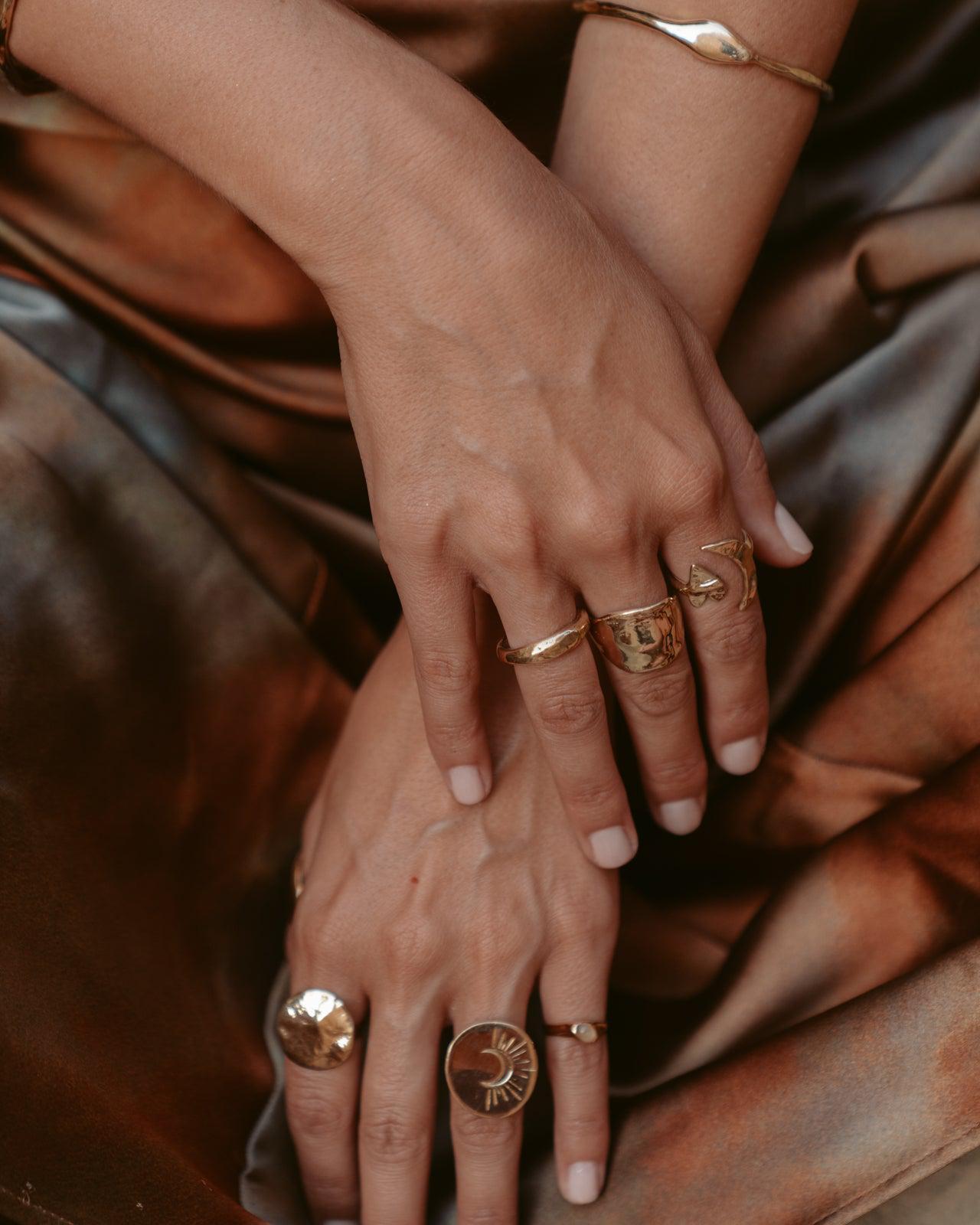 Ouroboros Snake Bangle - Dea Dia