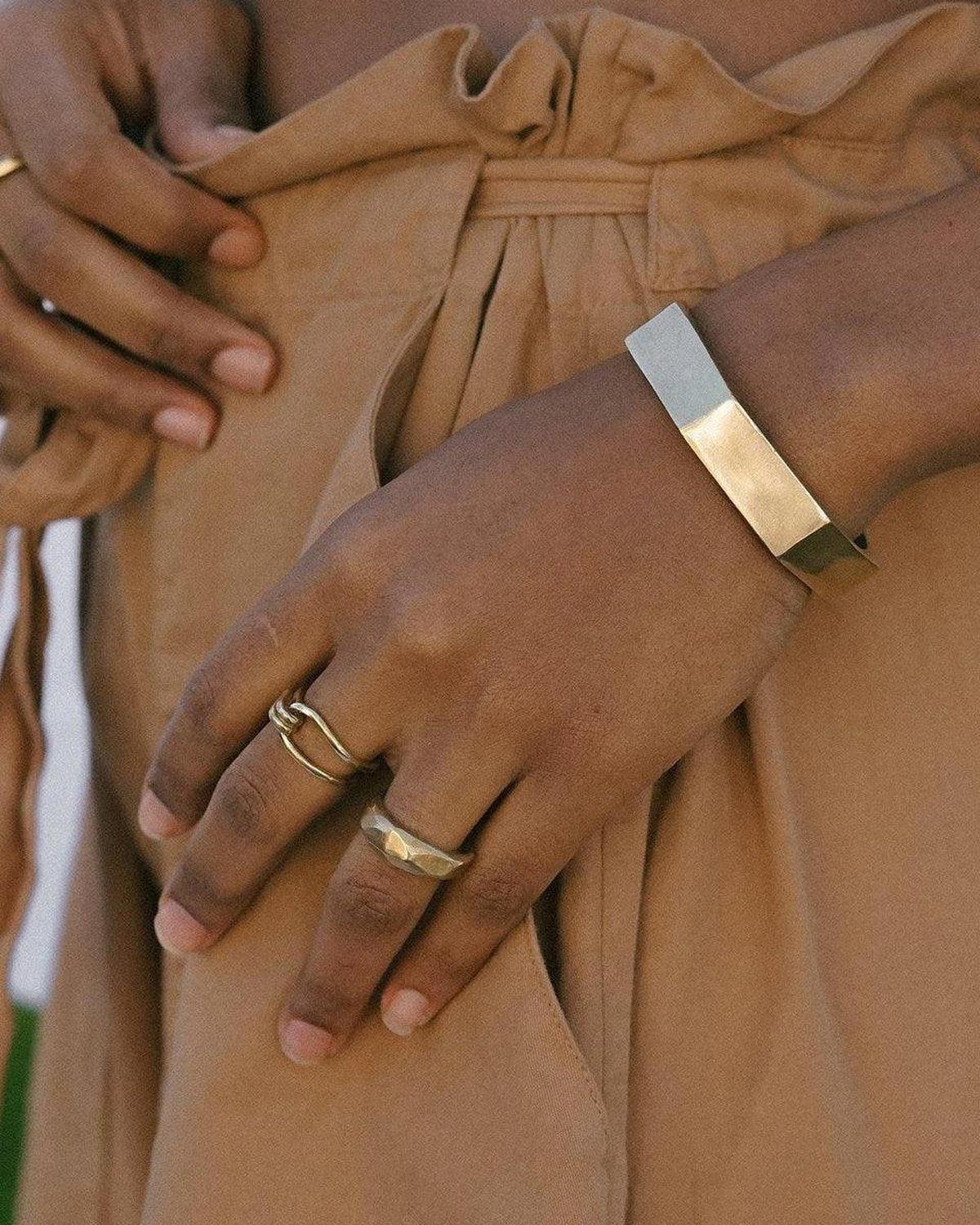 Ridge Cuff - Geometric Cuff Bracelet in Gold or Silver - Dea Dia