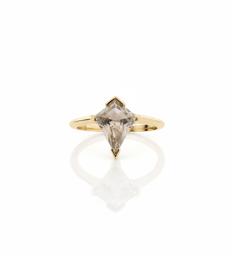 Rutilated Quartz Kite Gold Ring - Dea Dia