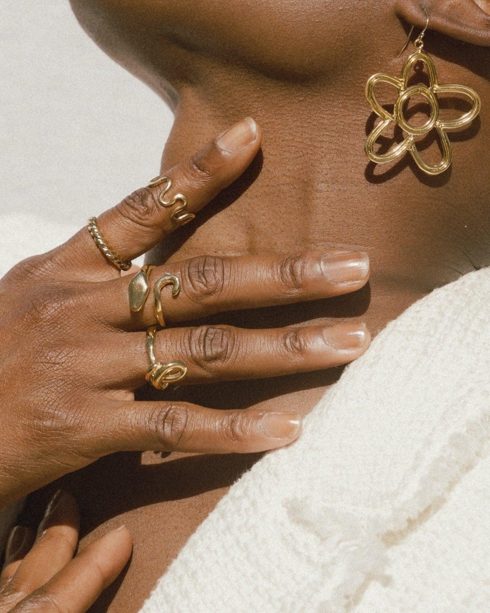 Serpent Guardian Wrap Ring - Dea Dia