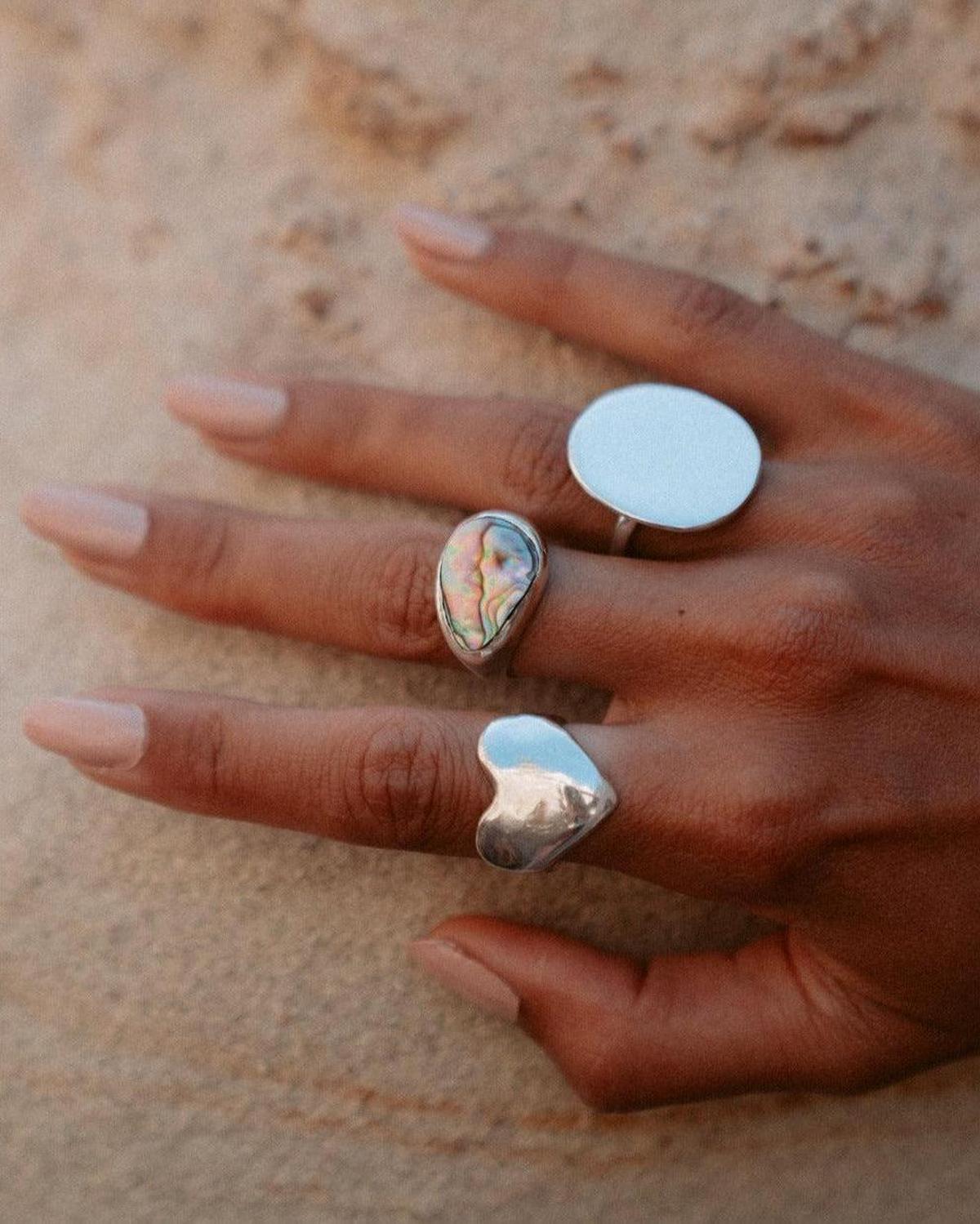 Silver Moon Shine Ring - round silver ring - Dea Dia